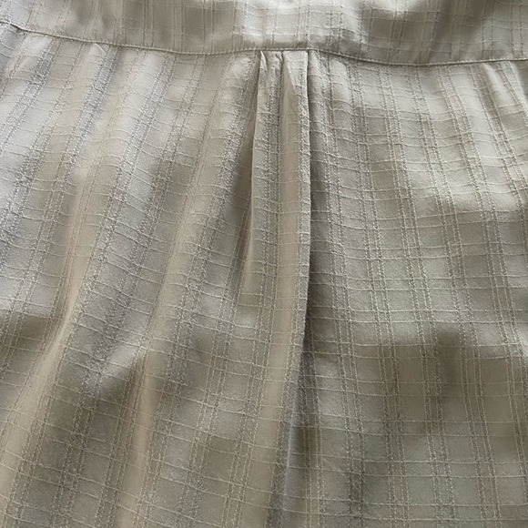 Torrid Lace Up Blouse Gray 3/4 Sleeves With Roll Tabs Lightweight Plus Size 0 - Picture 9 of 12